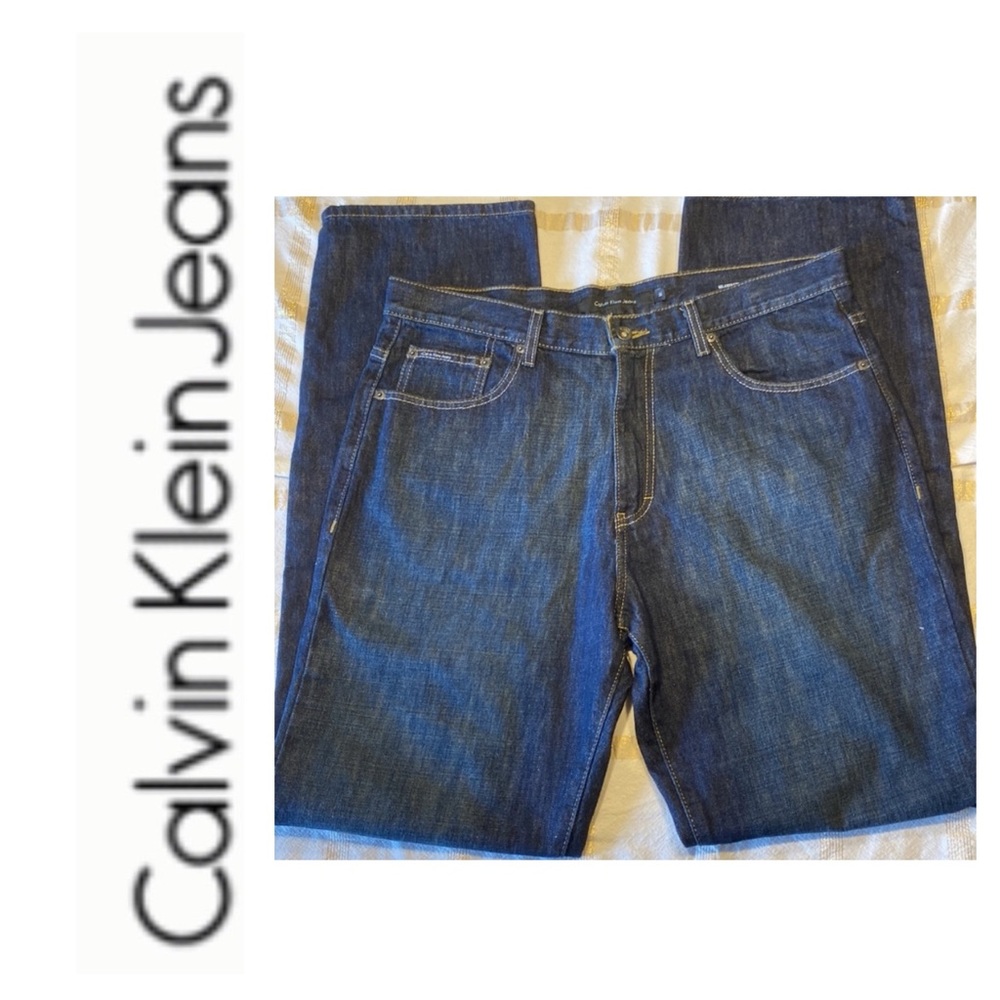 5/$30 or $18 without bundle Calvin Klein Relaxed Straight Dark Jeans 36/34 NWOT